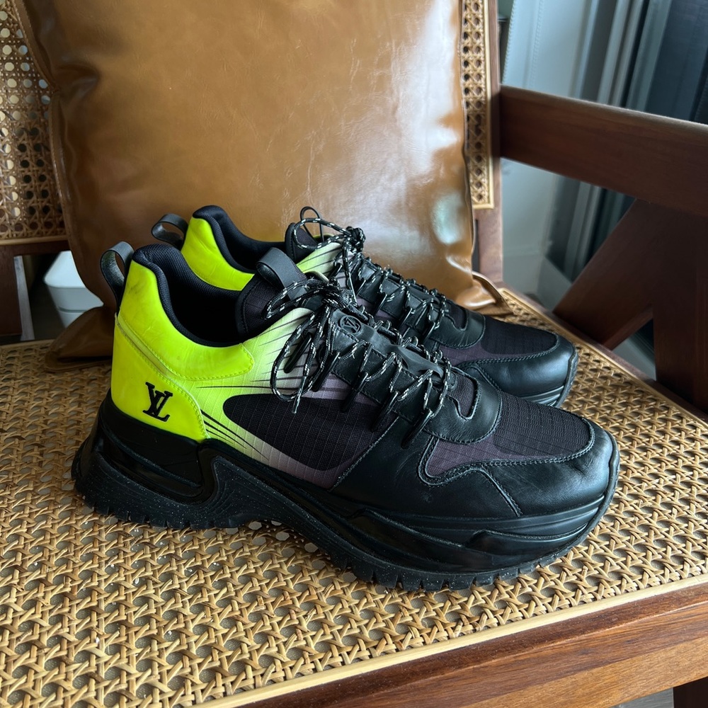LOUIS VUITTON - Run Away Pulse Sneaker